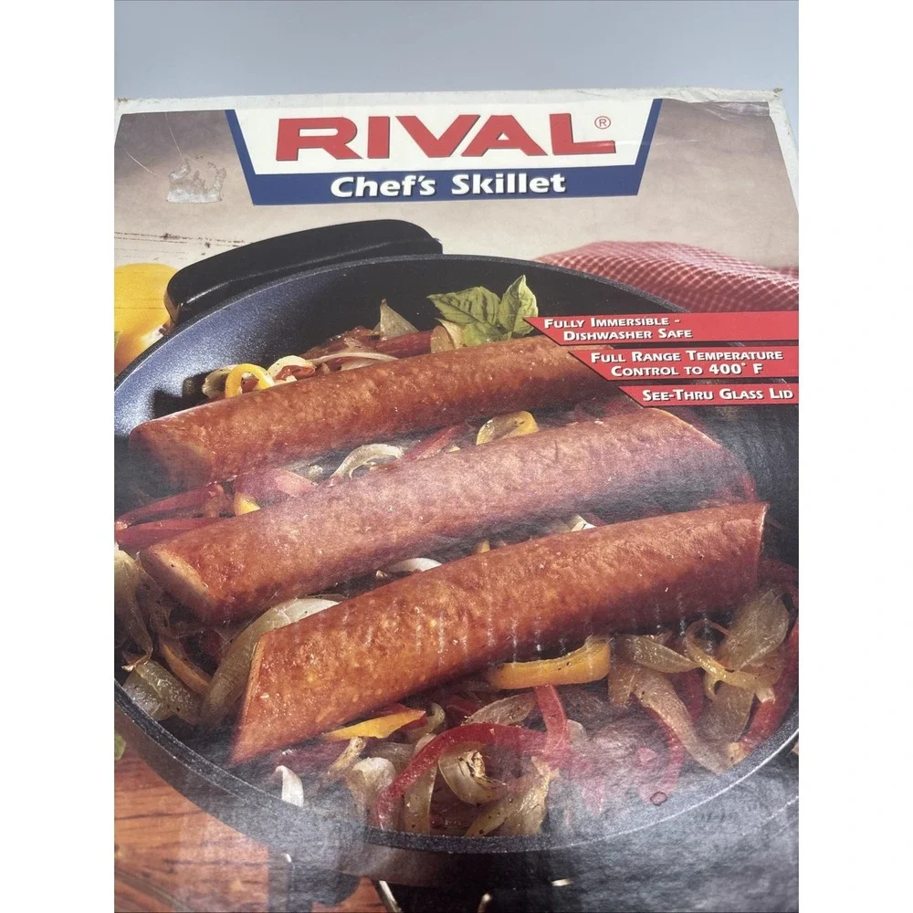 Rival Vintage Chef Skillet Made In USA  10 Inch  With Lid Old Stock Open‎ Box.